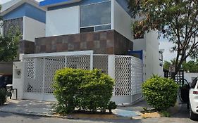 Monterrey Centrika Modern Residence